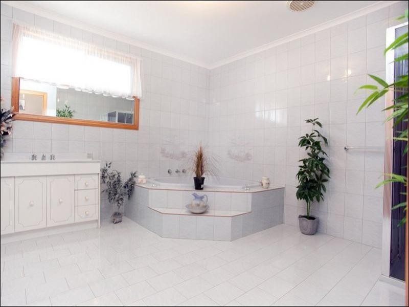 24 Grand Parade, Epping VIC 3076