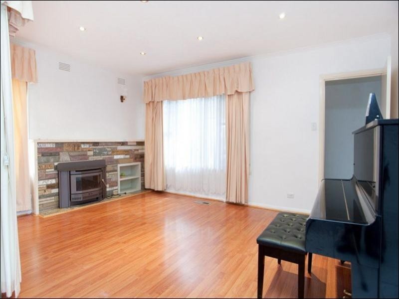 37 Houston Street, Epping VIC 3076