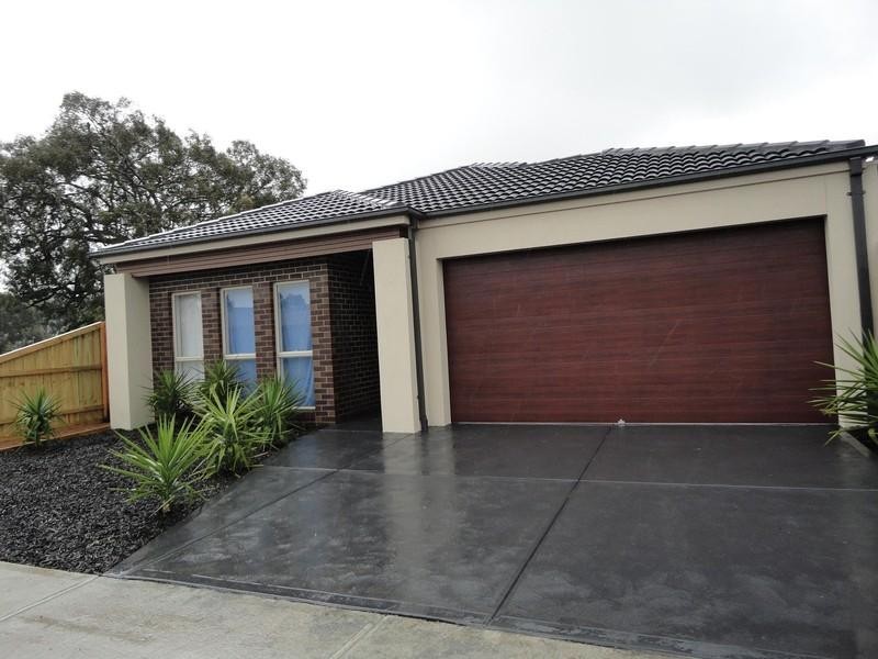 30 Coleridge Way, South Morang VIC 3752