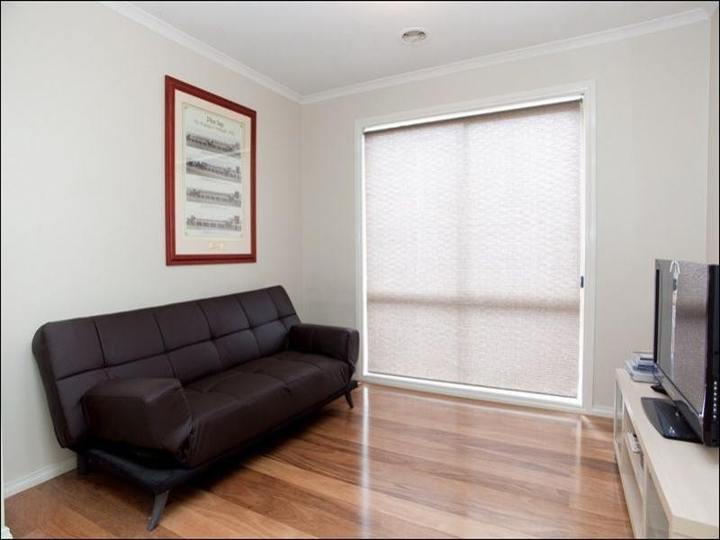 25 Featherpark Terrace, South Morang VIC 3752