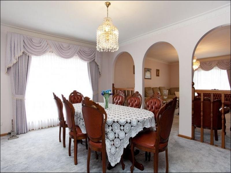 21 Padstum Avenue, Lalor VIC 3075