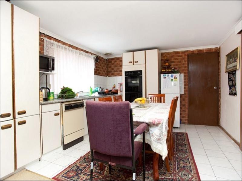 21 Padstum Avenue, Lalor VIC 3075