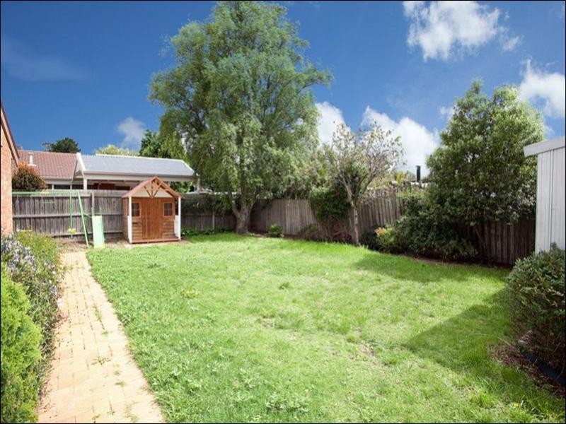 43 Hobson Crescent, Mill Park VIC 3082