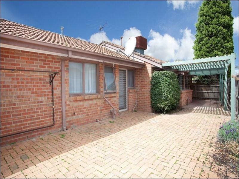 43 Hobson Crescent, Mill Park VIC 3082