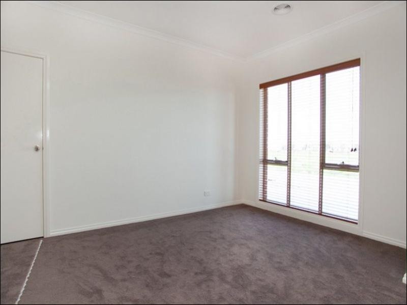 19 Frewin Street, Epping VIC 3076