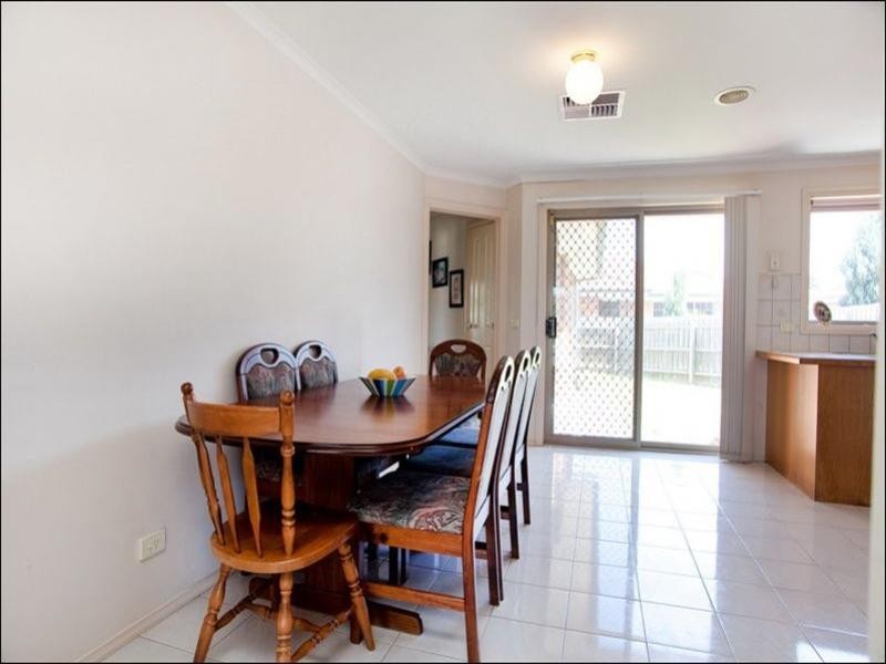 1/7 Bradley Drive, Mill Park VIC 3082