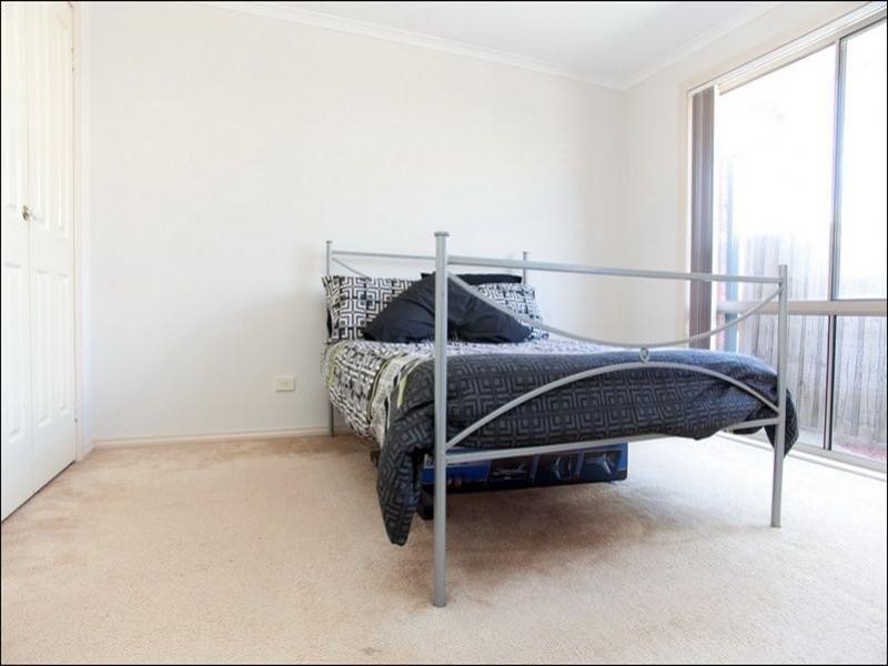 1/7 Bradley Drive, Mill Park VIC 3082