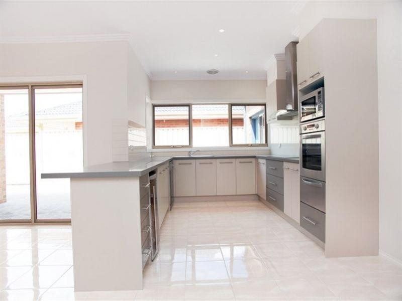 86 Hayston Boulevard, Epping VIC 3076