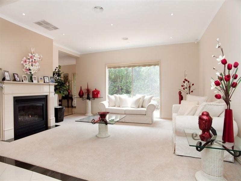 18 Gravlier Way, South Morang VIC 3752