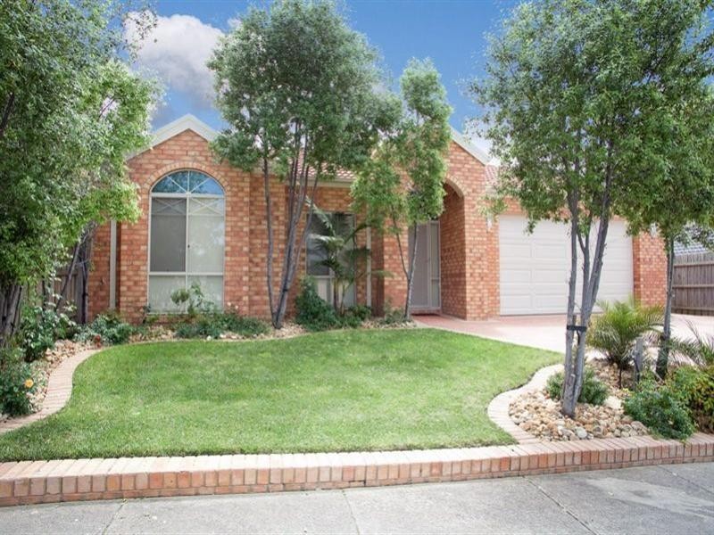 18 Gravlier Way, South Morang VIC 3752