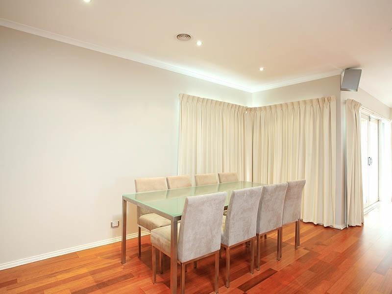 19 Glenshire Grove, Doreen VIC 3754