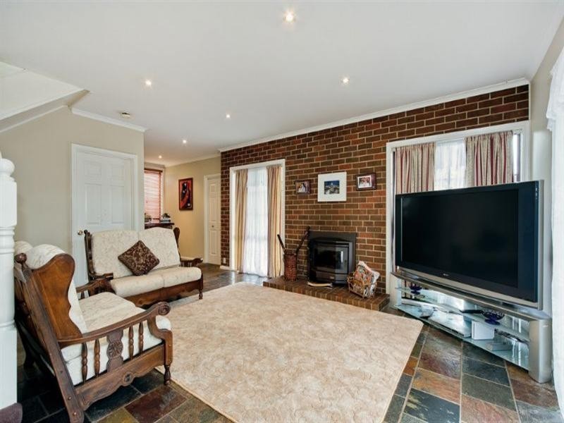 12 Hall Street, Epping VIC 3076