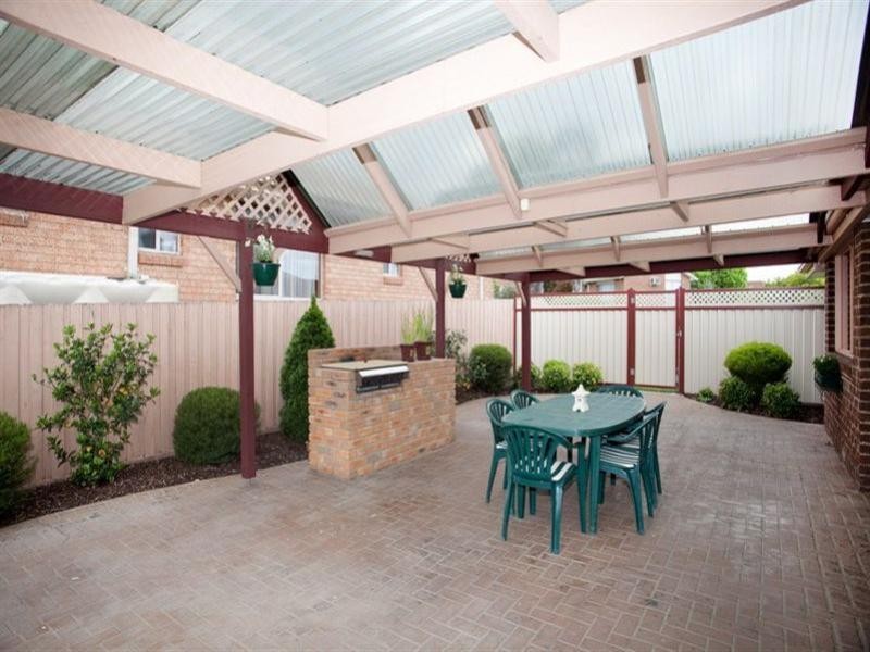 27 Pickworth Drive, Mill Park VIC 3082