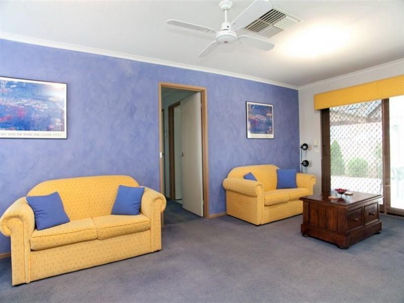 27 Pickworth Drive, Mill Park VIC 3082