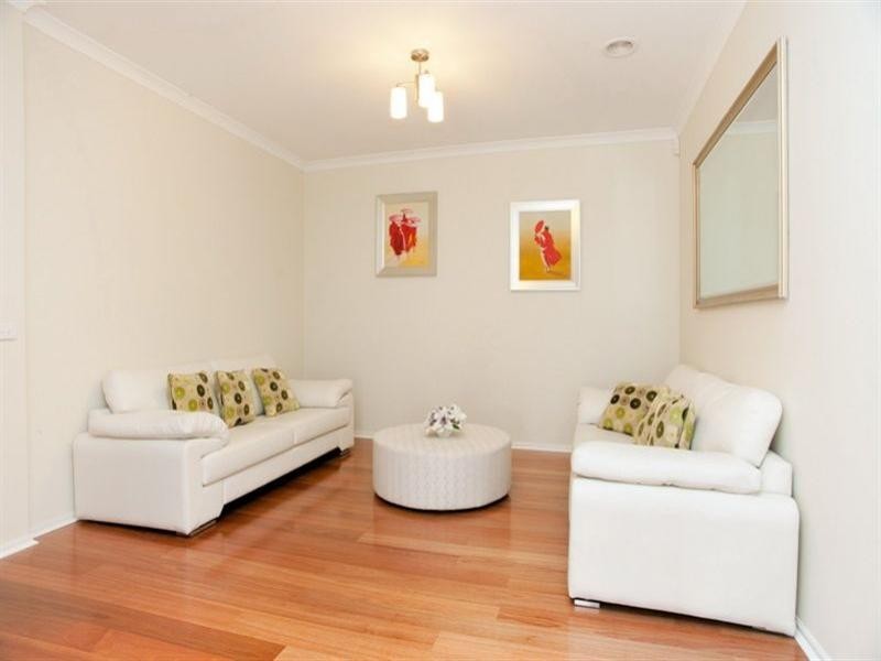 6 Greenfields Drive, Epping VIC 3076