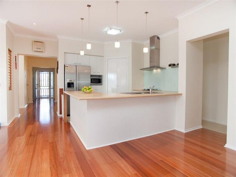 6 Greenfields Drive, Epping VIC 3076