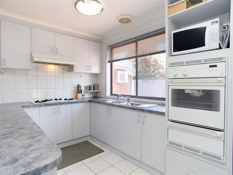 67 Romano Avenue, Mill Park VIC 3082