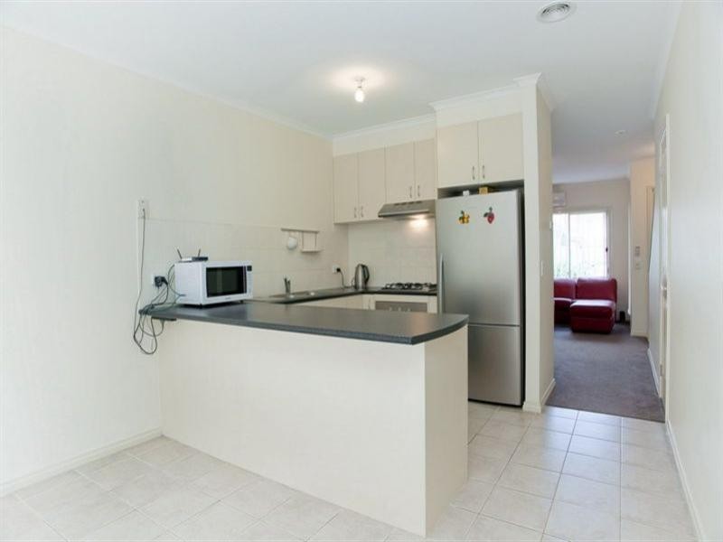 24/90 Edgars Road, Thomastown VIC 3074