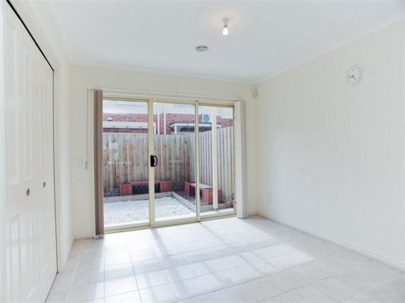 24/90 Edgars Road, Thomastown VIC 3074