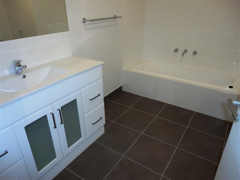 72 Hayston Boulevard, Epping VIC 3076