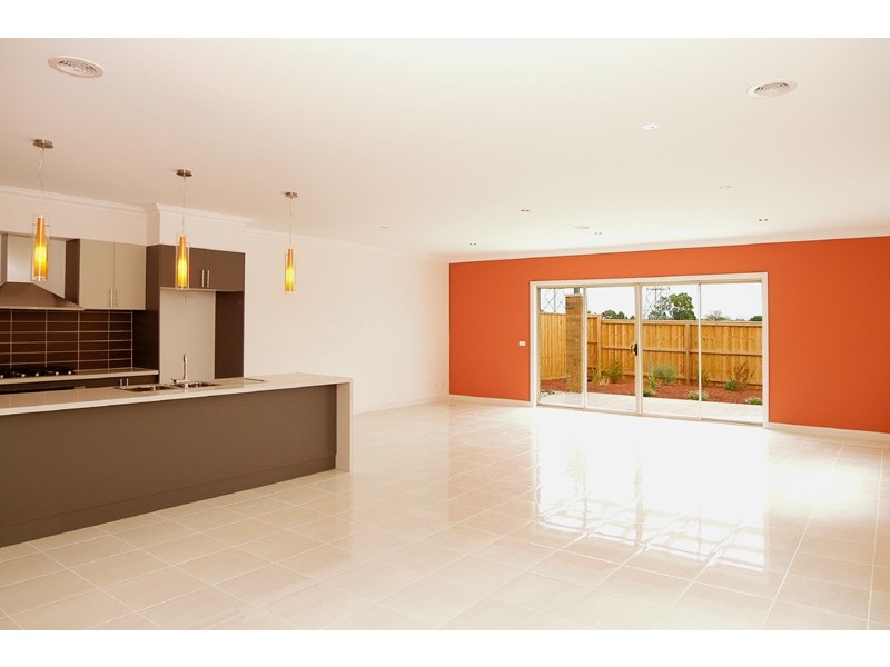 28 Cobb Street, South Morang VIC 3752