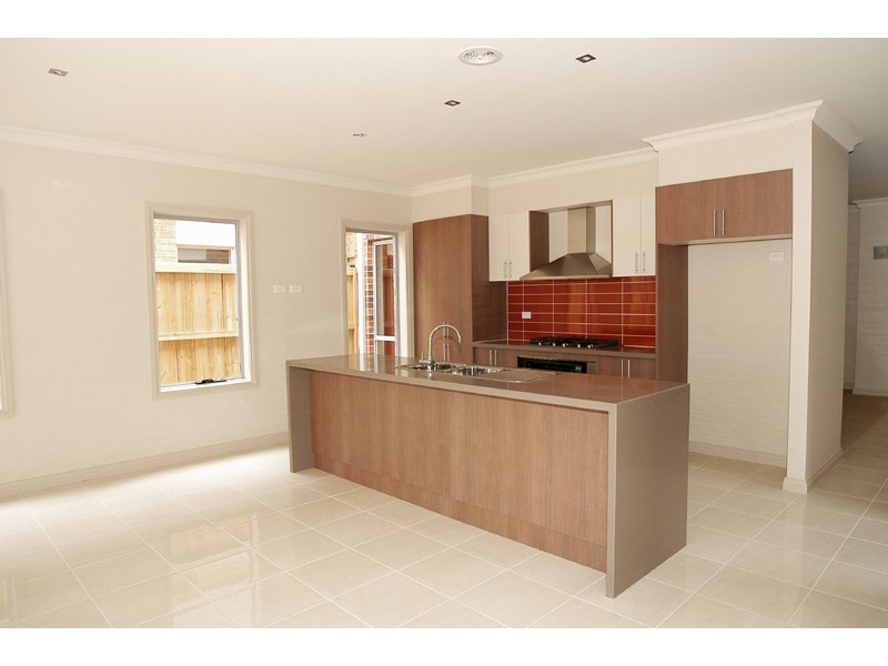 28 Cobb Street, South Morang VIC 3752