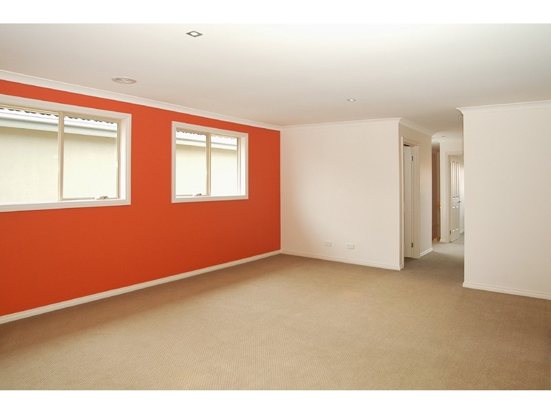 28 Cobb Street, South Morang VIC 3752
