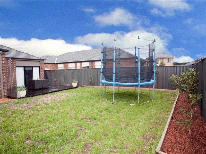 19 Callaway Crescent, Mernda VIC 3754