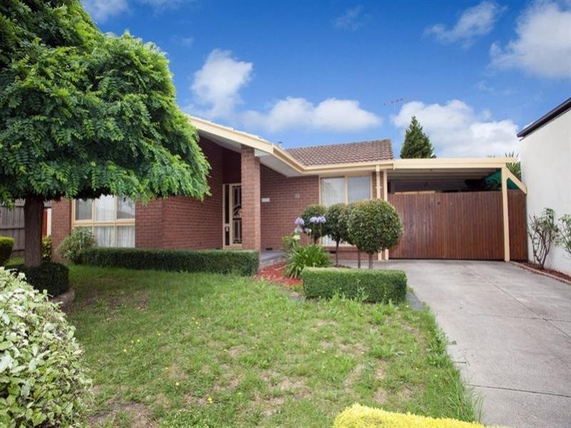 33 Buckland Crescent, Epping VIC 3076
