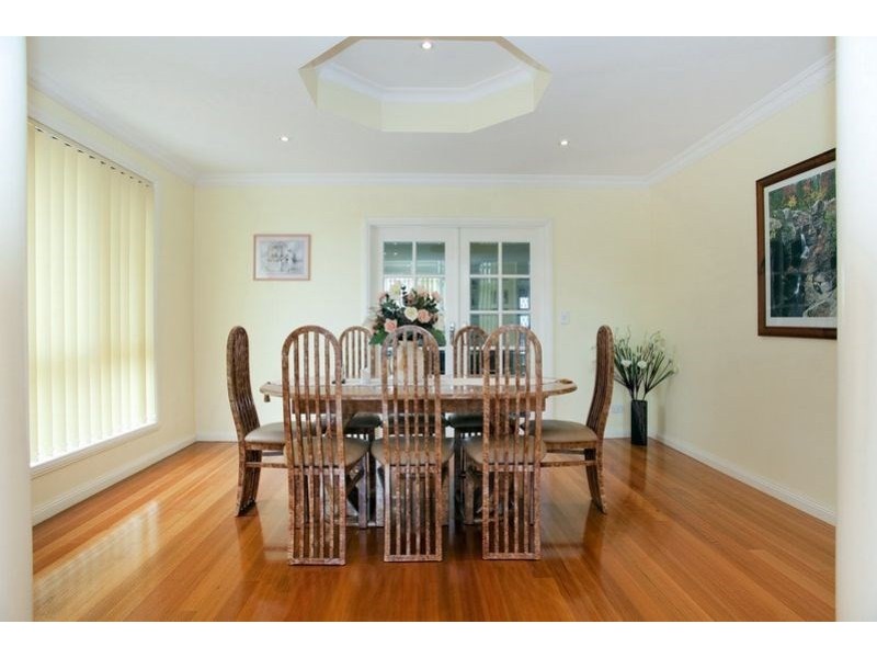 7 Brabham Drive, Mill Park VIC 3082