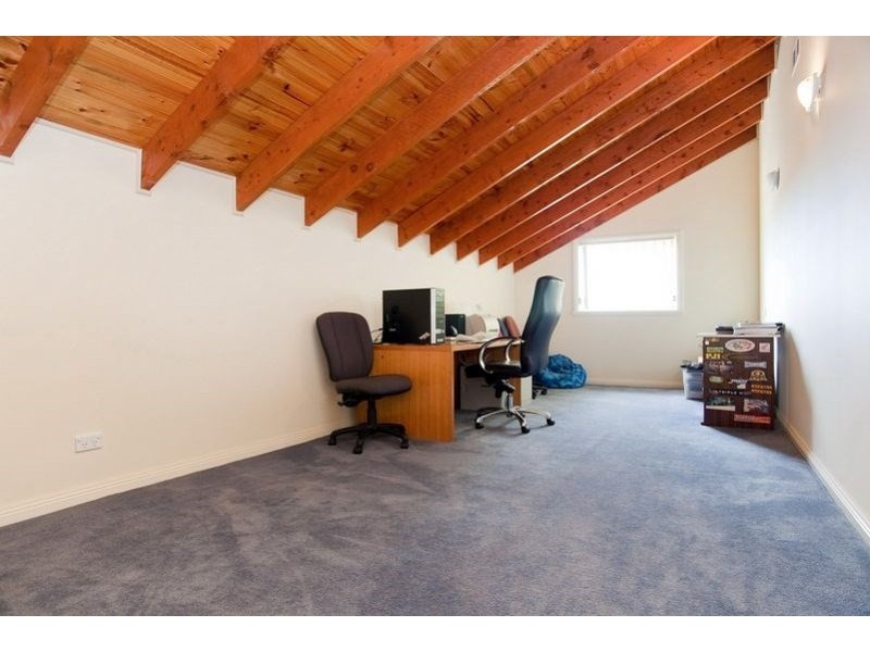 7 Brabham Drive, Mill Park VIC 3082