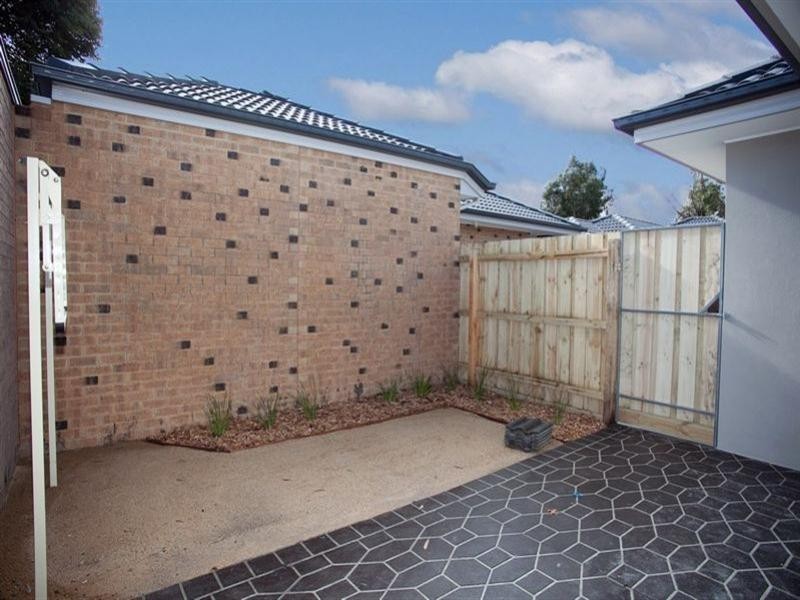 6/58-60 Memorial Avenue, Epping VIC 3076