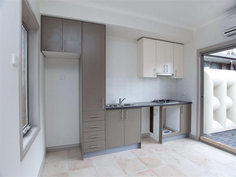 8/58-60 Memorial Avenue, Epping VIC 3076