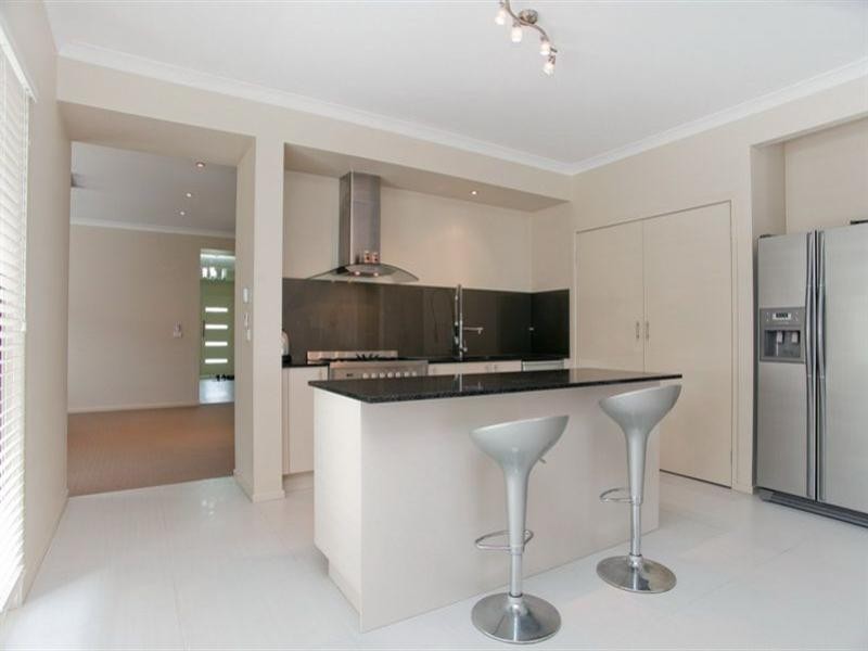 27 Quartz Grove, Epping VIC 3076