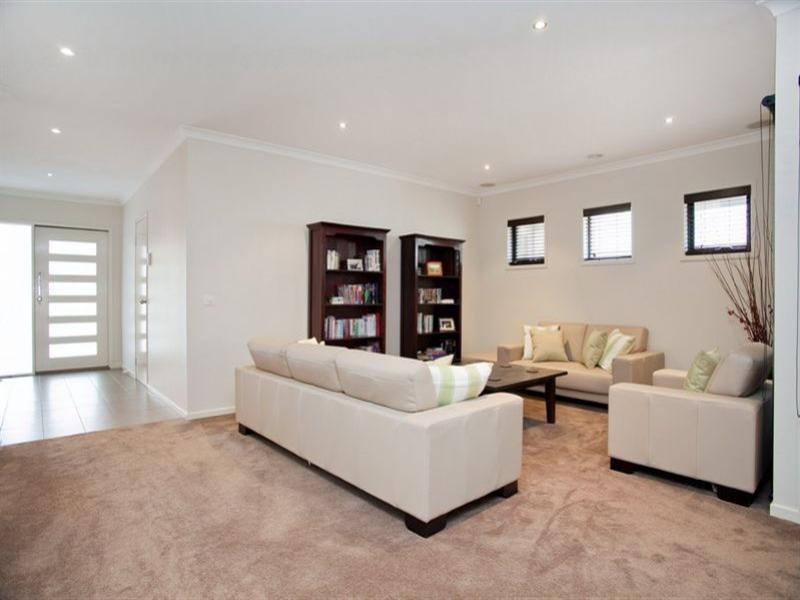 15 Maranatha Street, Epping VIC 3076