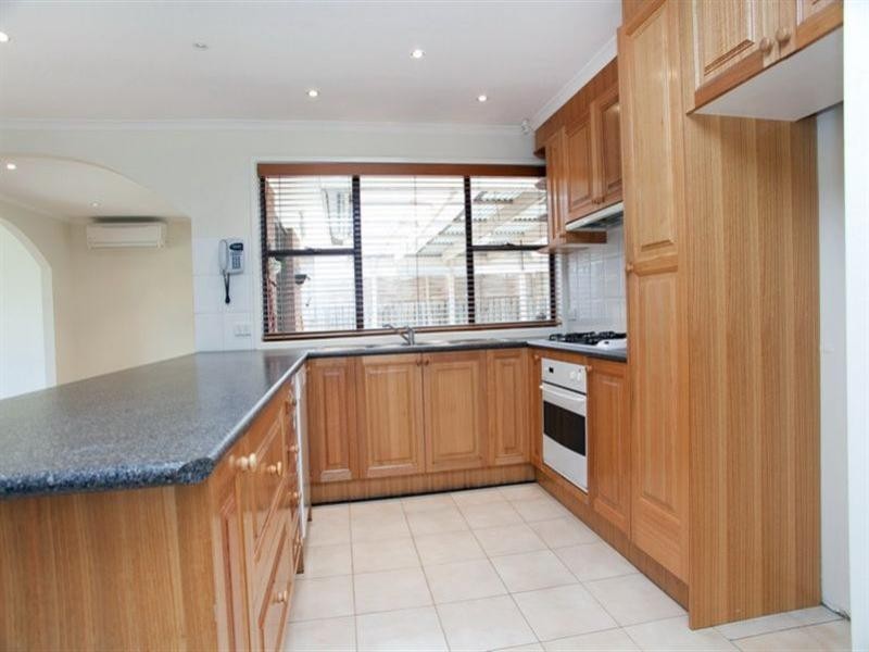 28 Holroyd Drive, Epping VIC 3076