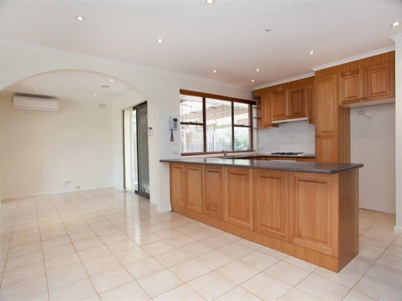 28 Holroyd Drive, Epping VIC 3076