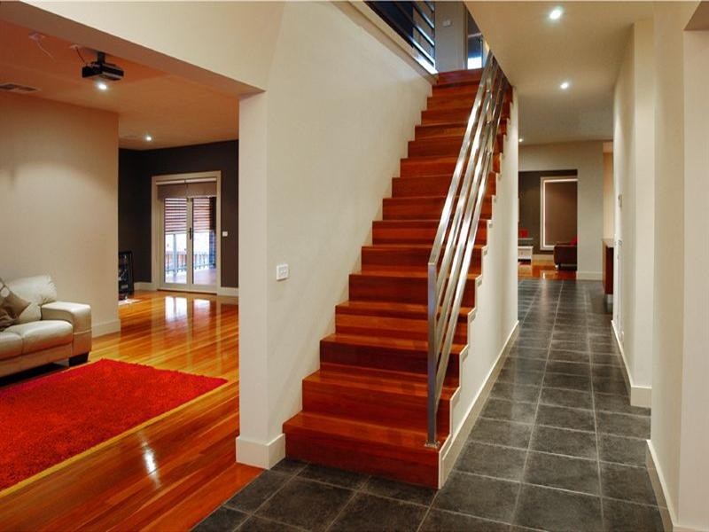 18 Skyline Drive, South Morang VIC 3752