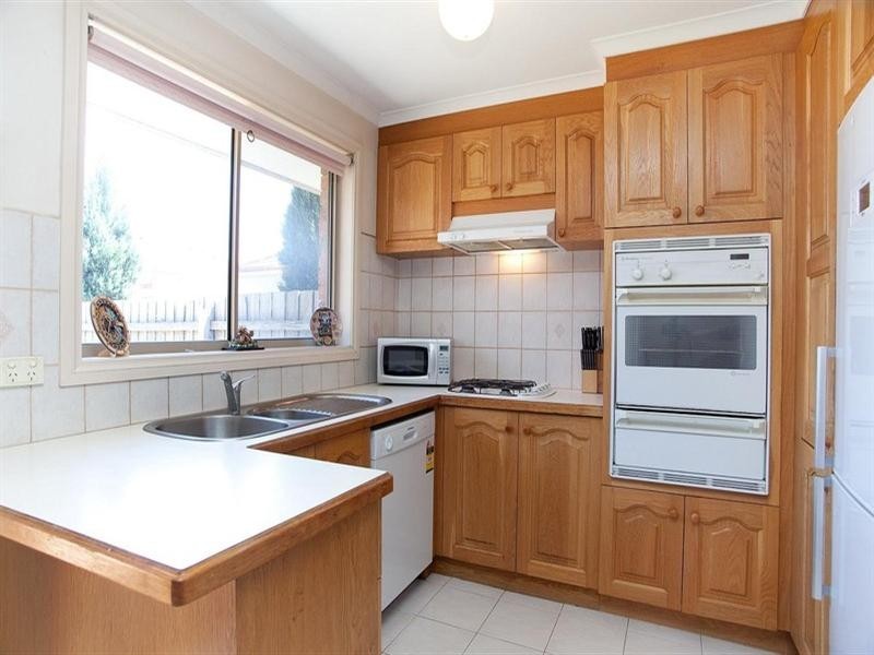 1/7 Bradley Drive, Mill Park VIC 3082