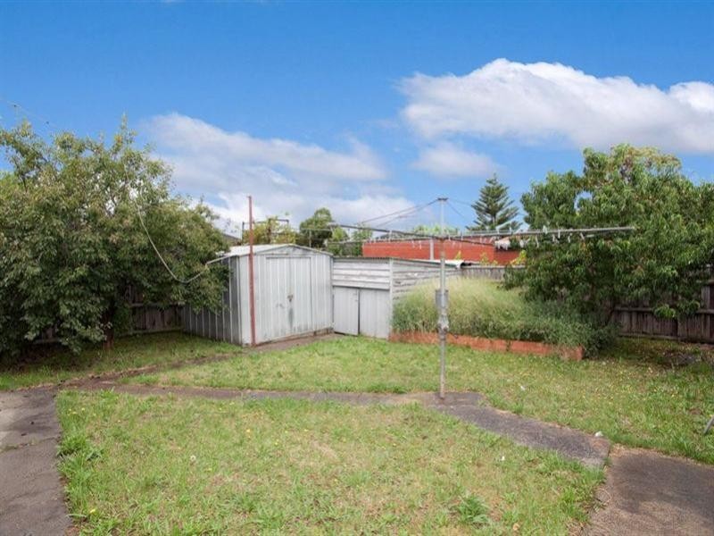 15 Merino Avenue, Dallas VIC 3047