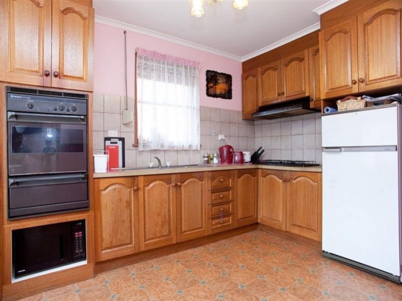 15 Merino Avenue, Dallas VIC 3047