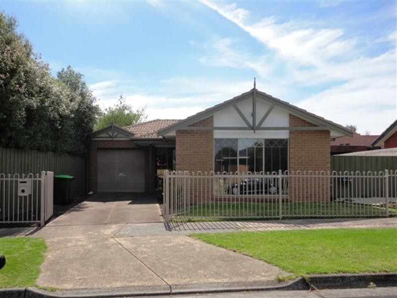2A Tatlow Avenue, Epping VIC 3076