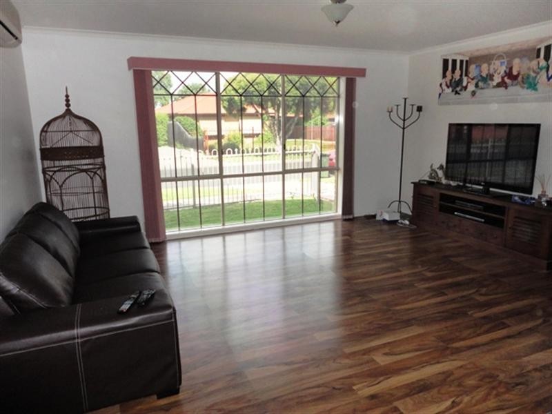 2A Tatlow Avenue, Epping VIC 3076