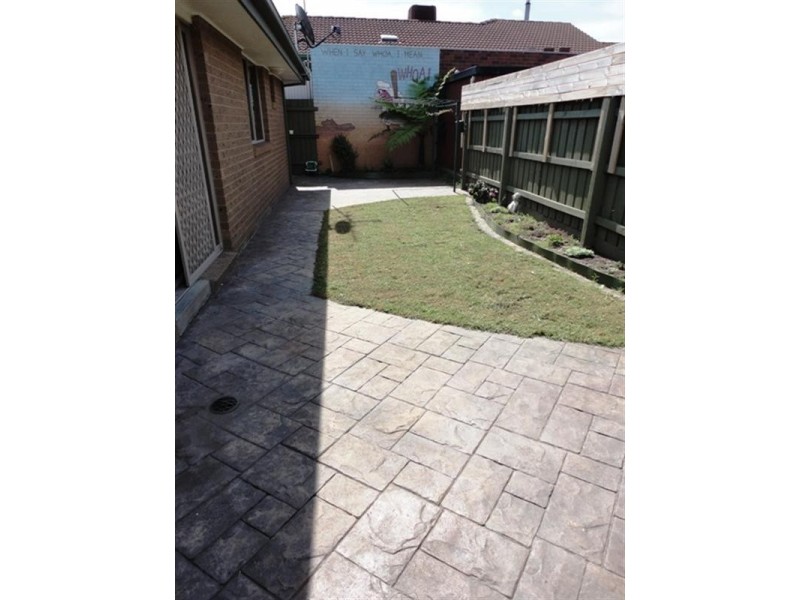 2A Tatlow Avenue, Epping VIC 3076