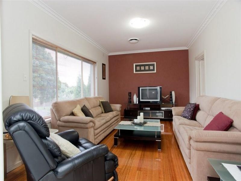 4 Bega Court, Lalor VIC 3075