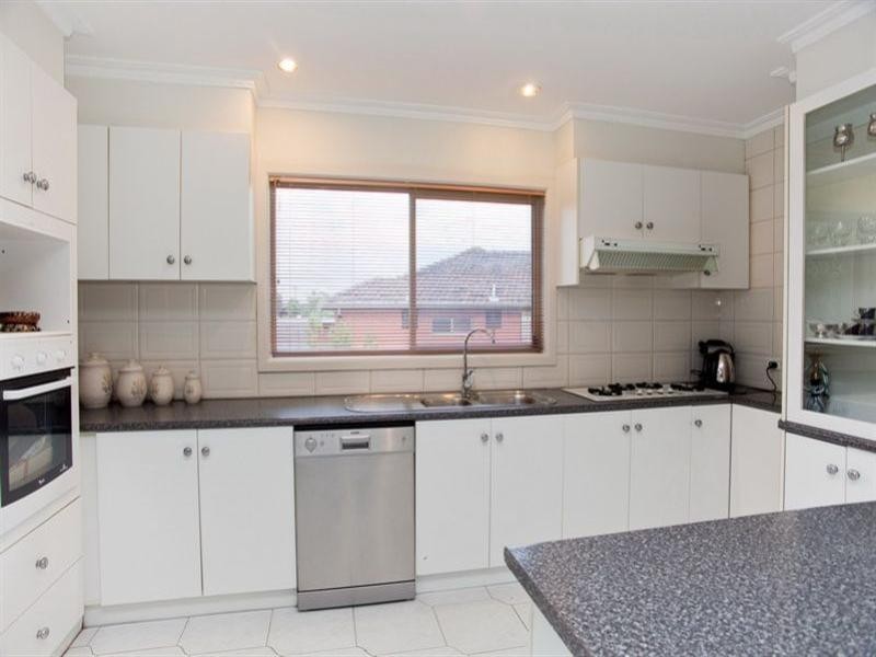 4 Bega Court, Lalor VIC 3075