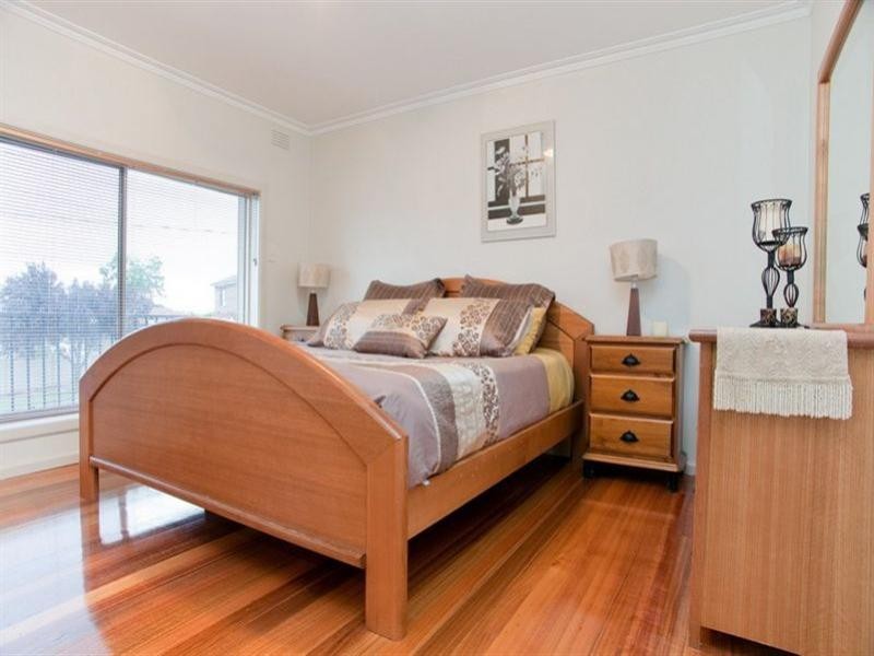 4 Bega Court, Lalor VIC 3075