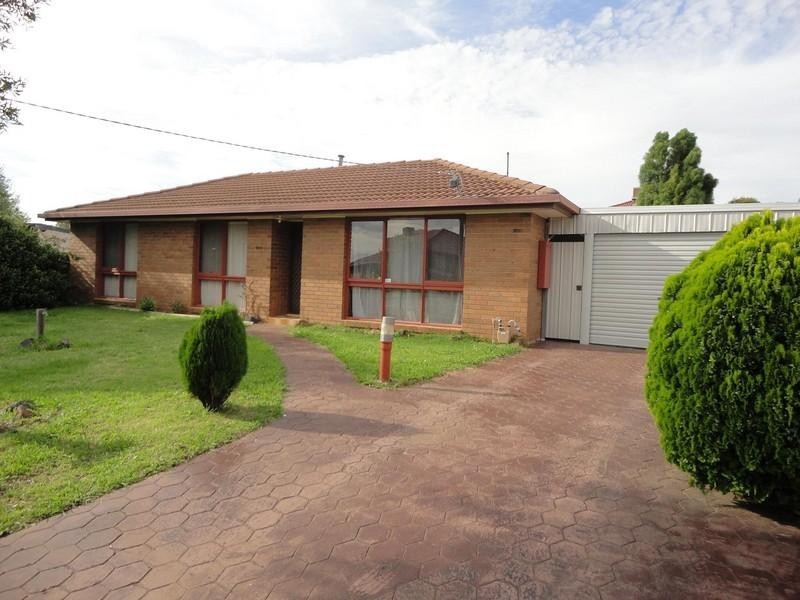 49 Kinlora Avenue, Epping VIC 3076