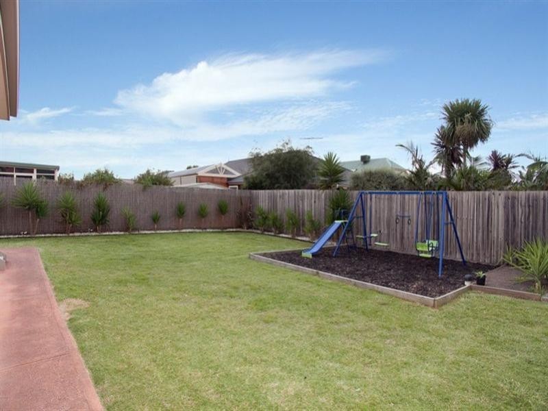 38 Trinity Way, South Morang VIC 3752