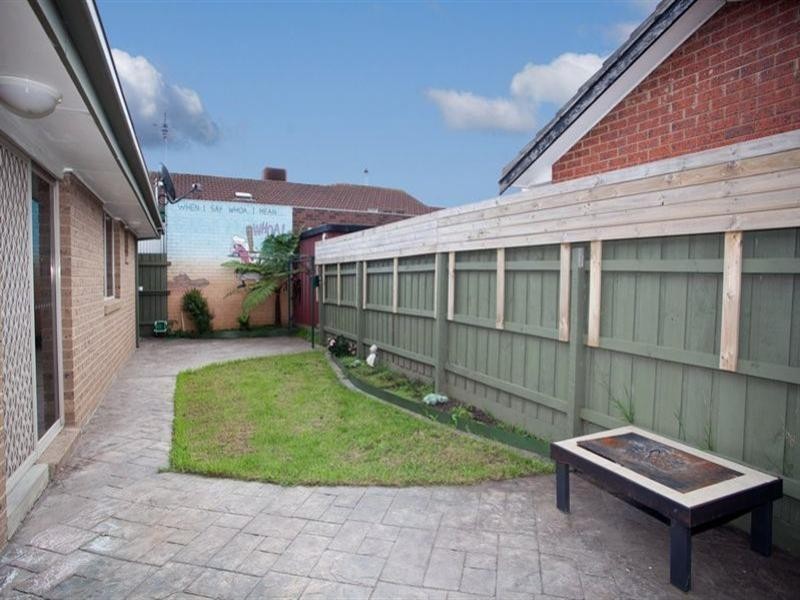 2A Tatlow Drive, Epping VIC 3076